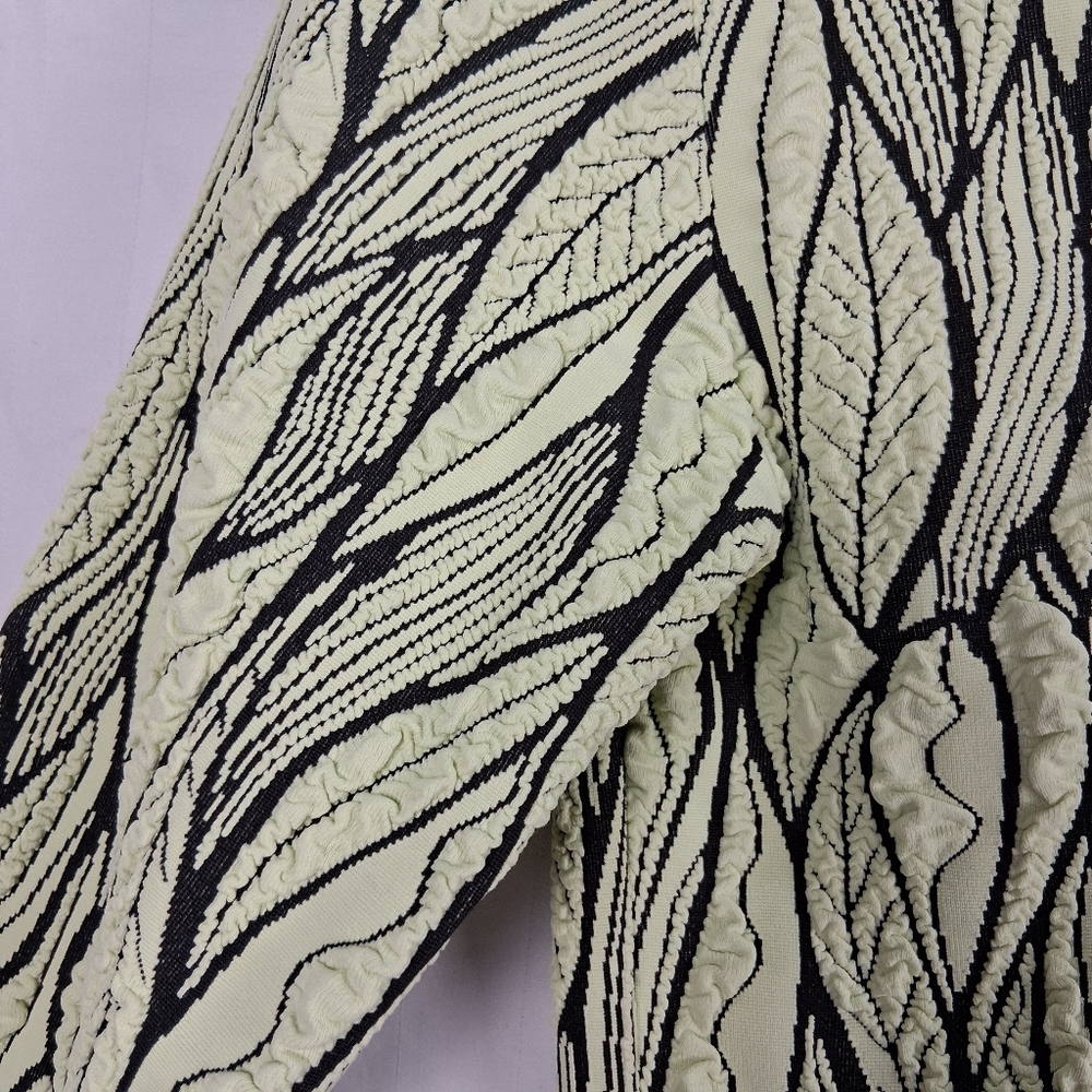 Cropped Zip Jacket Abstract Leaf Pattern Size Xs … - image 4